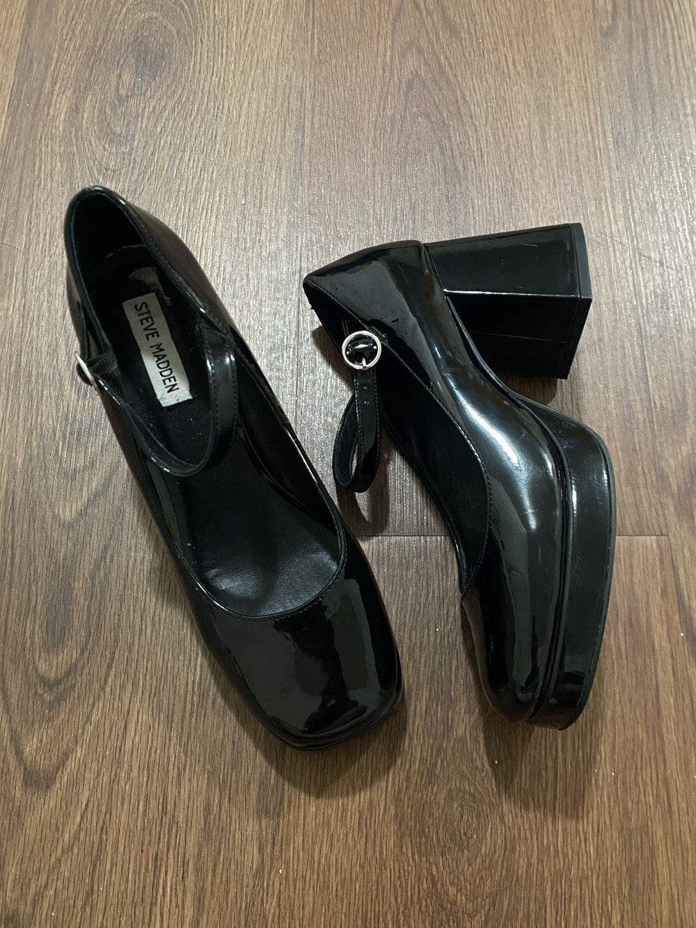 Steve Madden Black leather Mary Jane Platform Heels